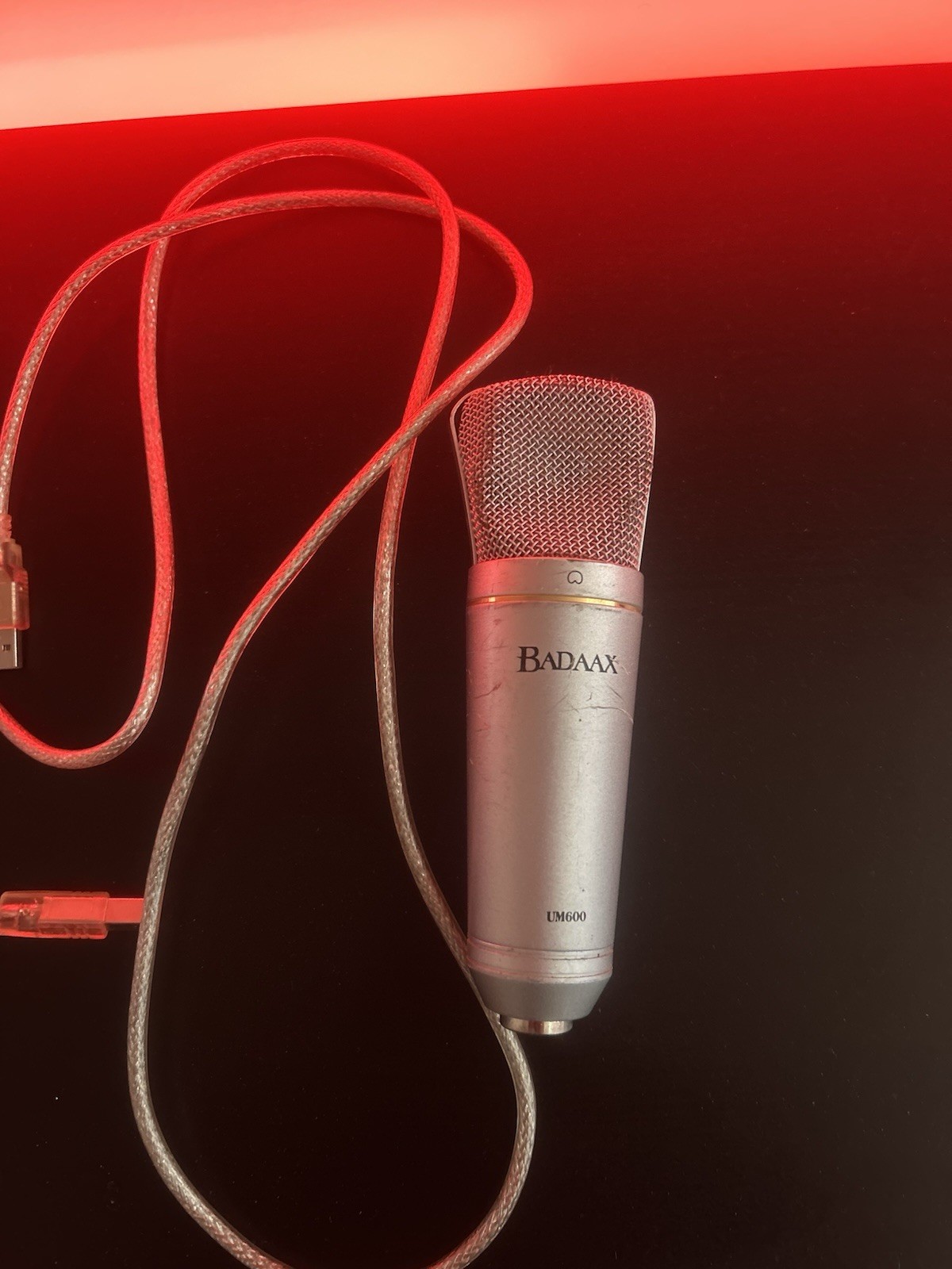 Badaax UM600 USB Handheld/Stand-Held Microphone Silver