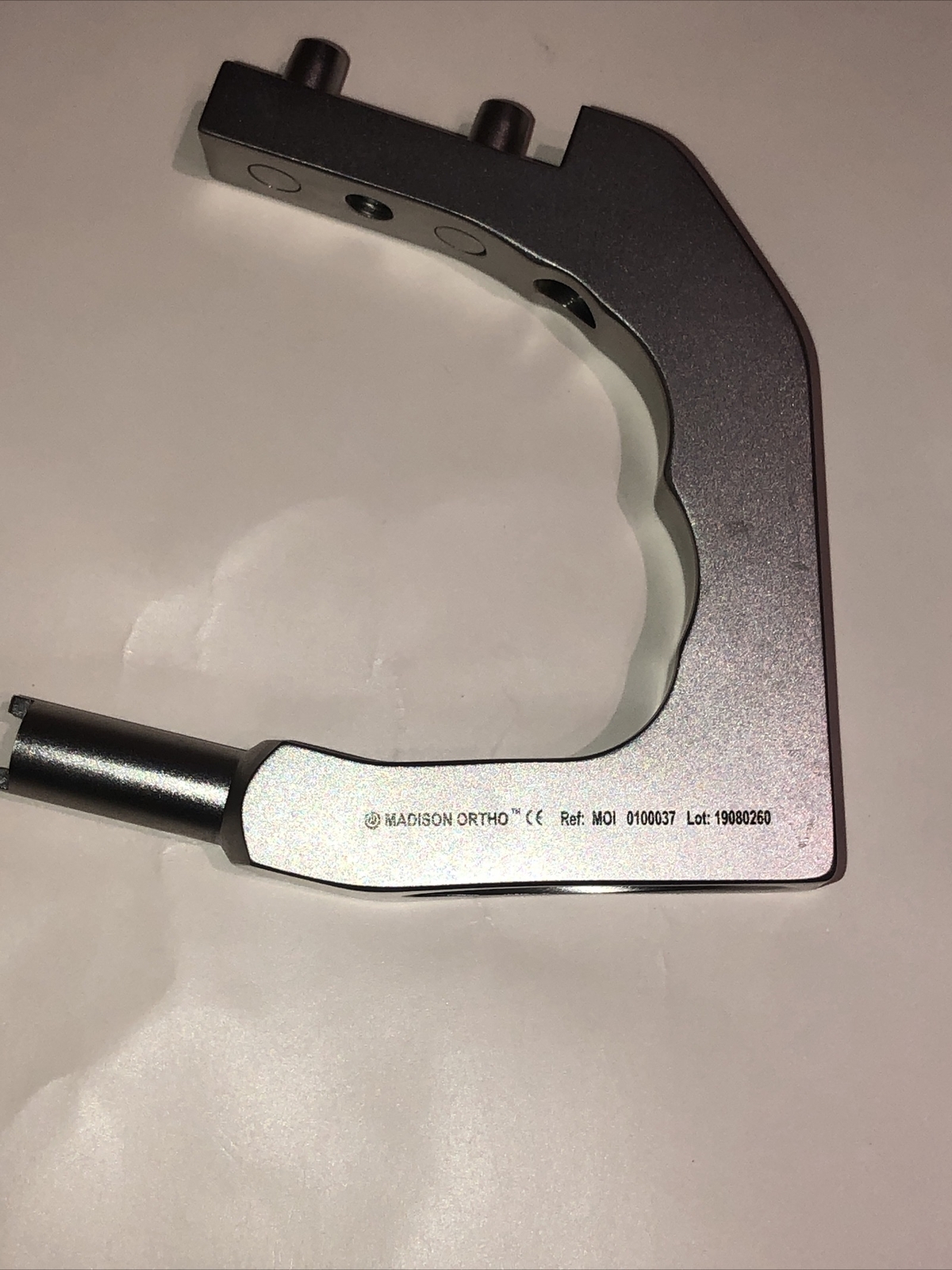 MADISON ORTHO Insertion handle REF:MOI 0100037 lot:19080260