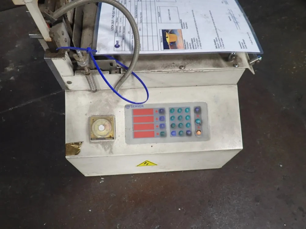 CWP INDUSTRIES TABLE TOP STRIP CUTTER 01251120270