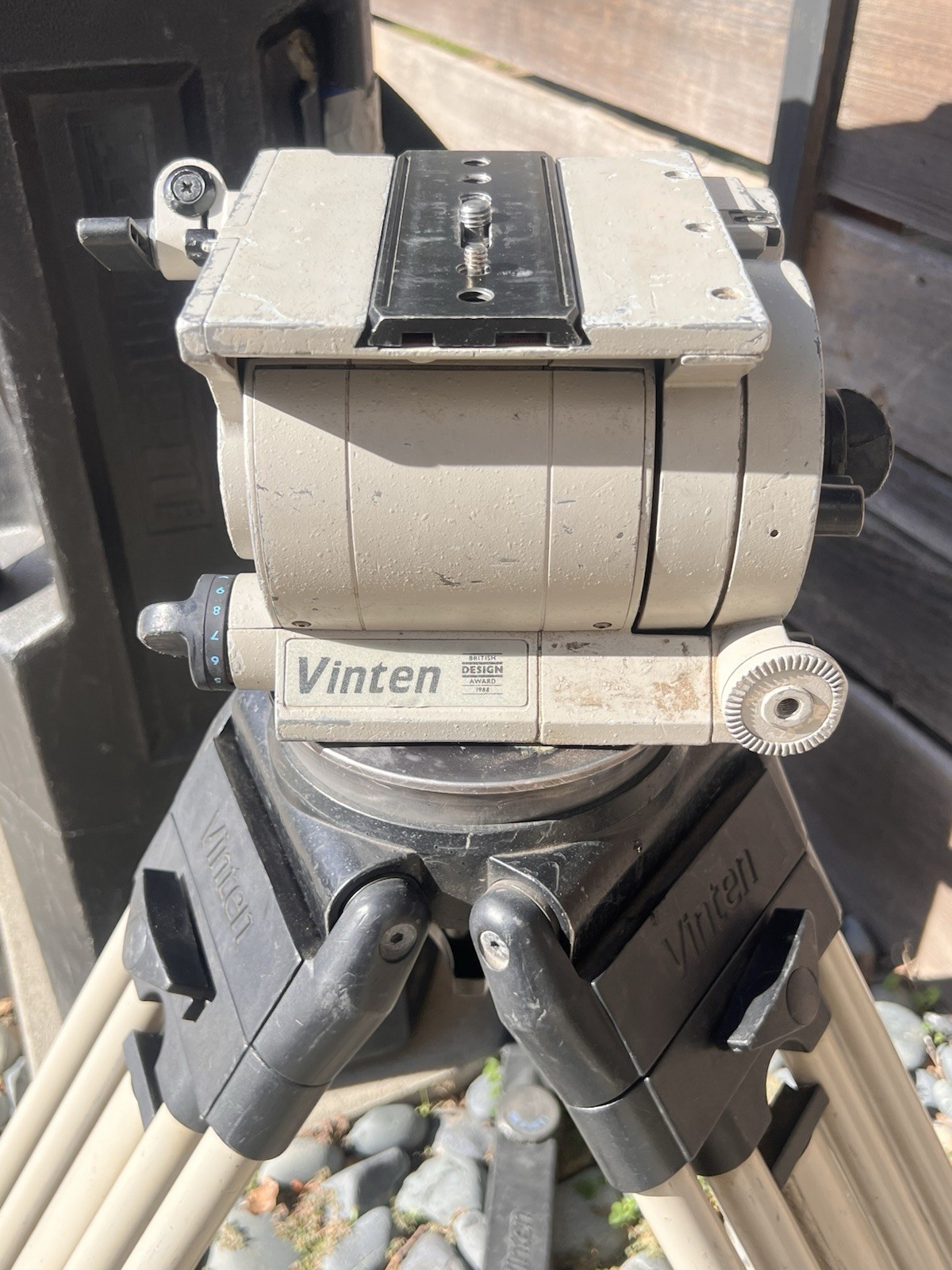 Used Vinten Vision 20 150mm Fluid Head Tripod 2 Stage