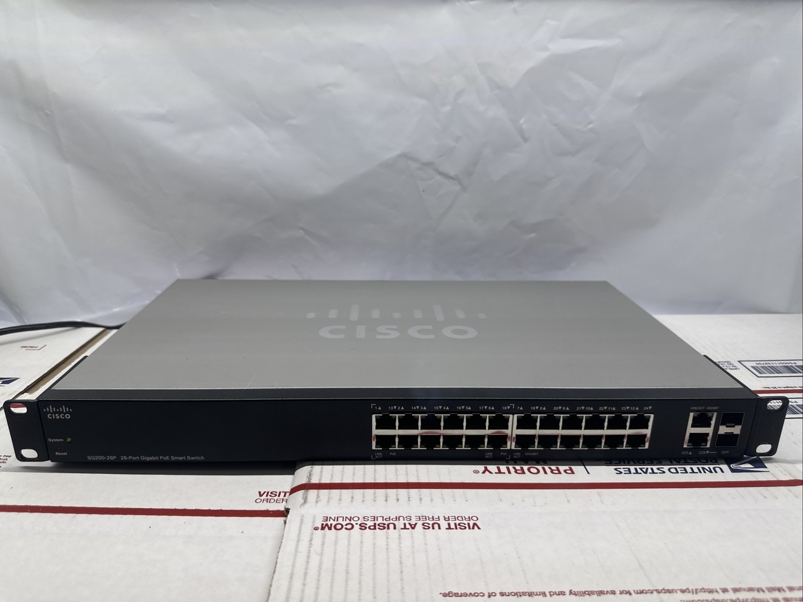 Cisco SG200-26P Smart Switch 26-Port Gigabyte POE