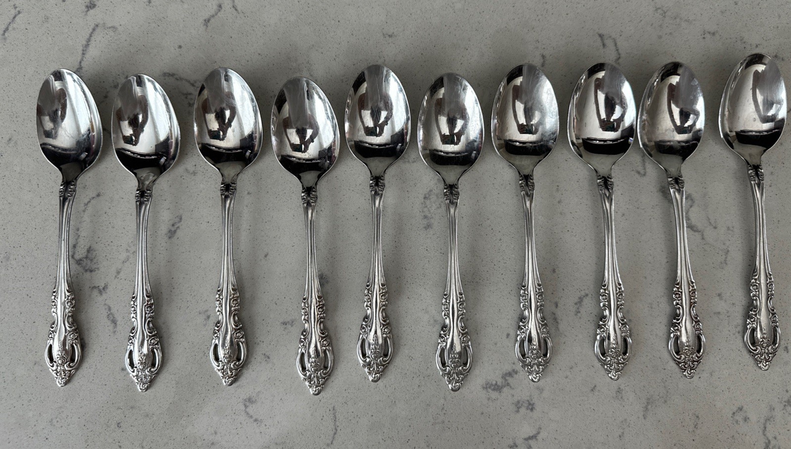 Oneida BRAHMS Community Stainless Flatware & Serving/Hostess 88 Pieces