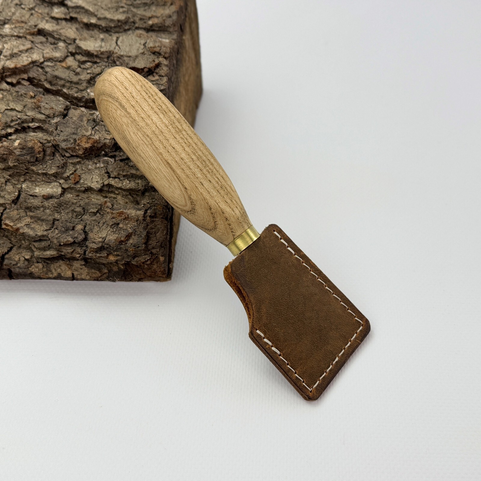 Hand-Forged Straight Leather Skiving Knife – Sharpened Tool for Leathercraft.