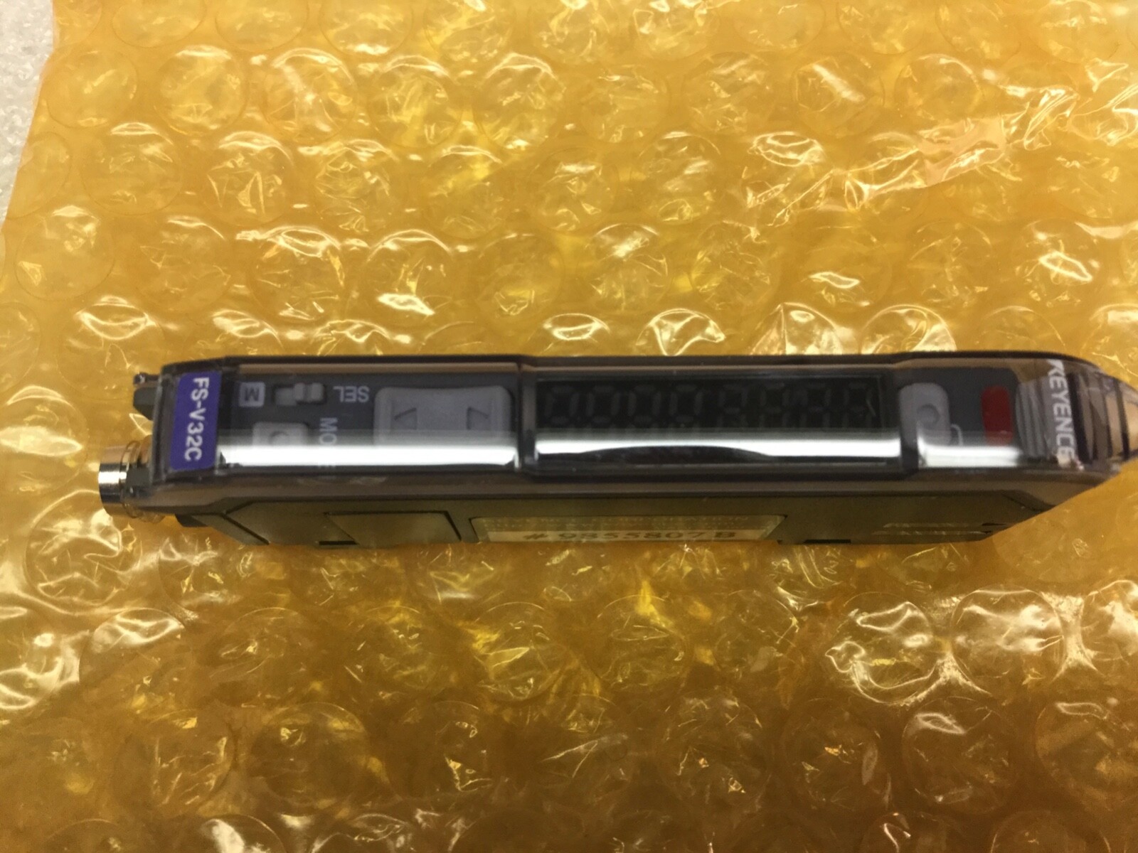 KEYENCE FS-V32C FIBER OPTIC SENSOR NEW IN BOX
