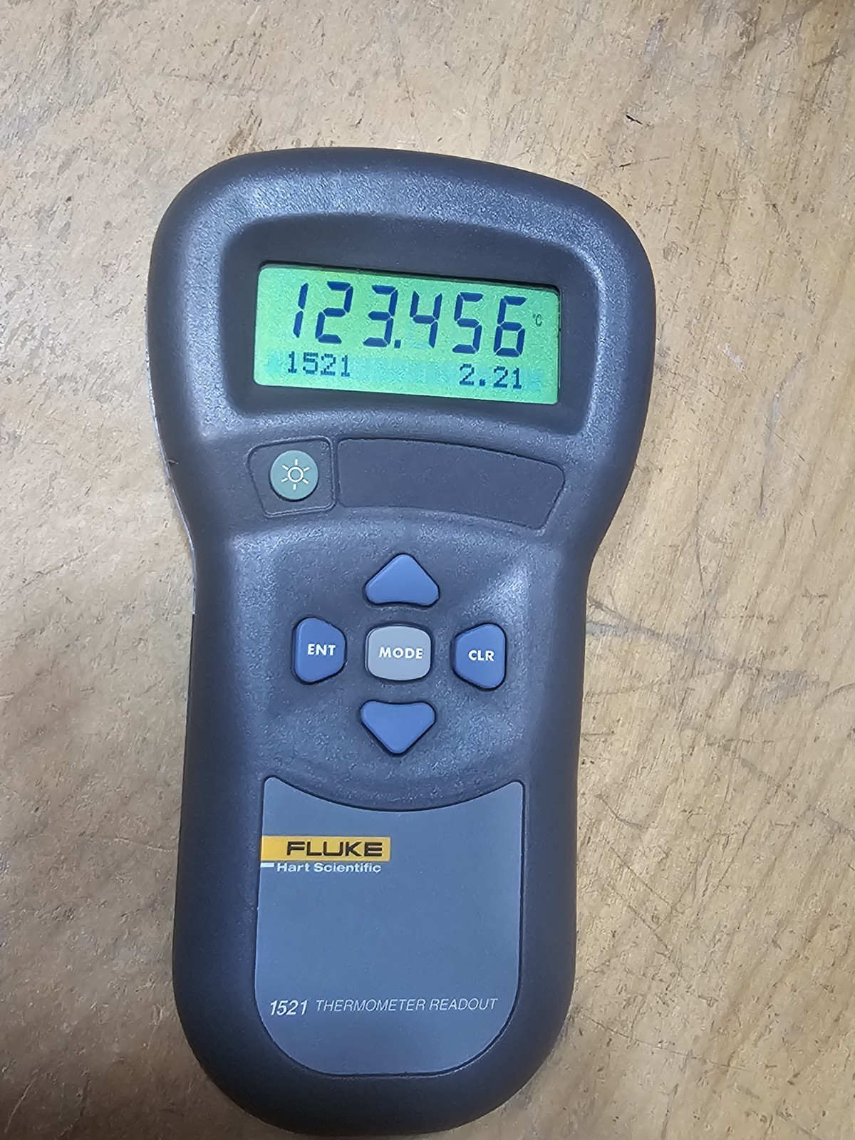 FLUKE 1521 HIGH ACCURACY THERMOMETER READOUT