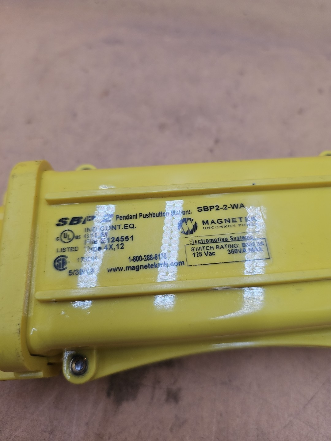Magnetek SBP2-2-WA 2 Button Pendant Pushbutton Station