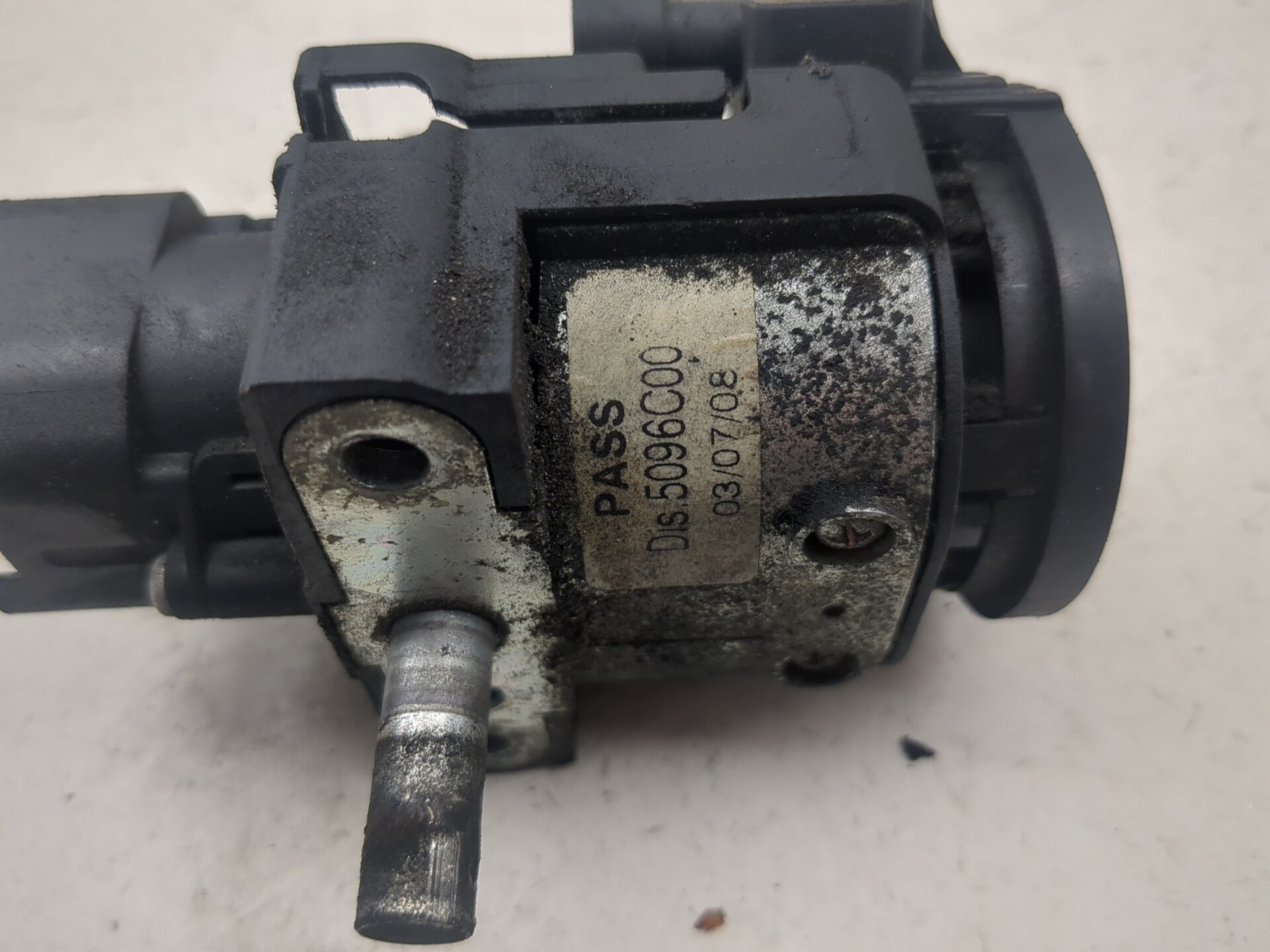 08-13 Piaggio MP3 400 Front Ignition with Key Set
