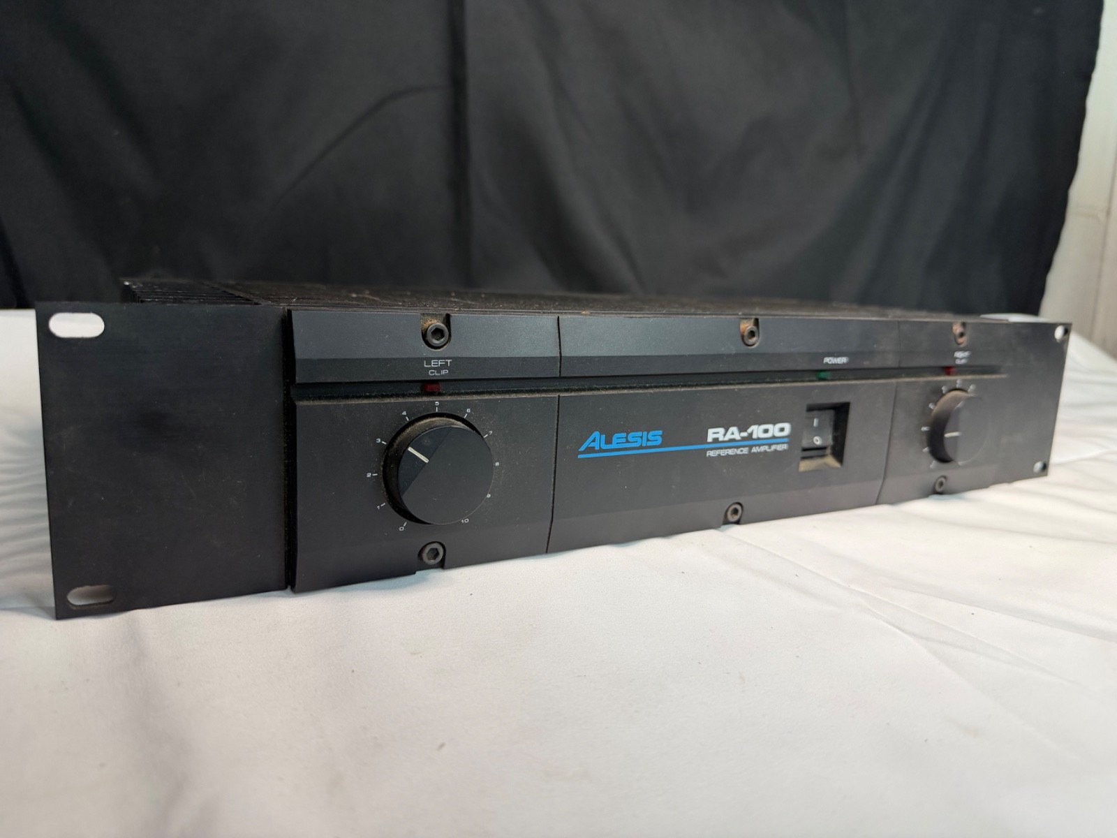 Alesis RA-100 Reference Amplifier Stereo Power Amp Studio Rackmount