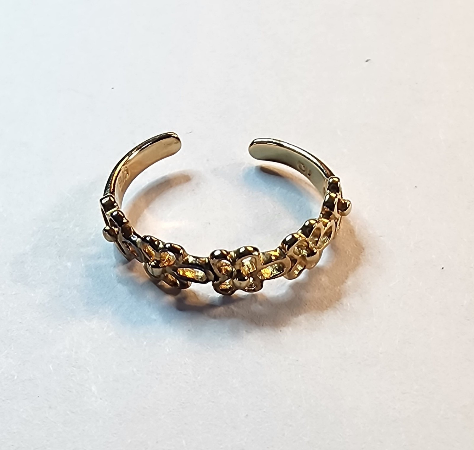 Gold/Sterling Silver Flower Toe Ring