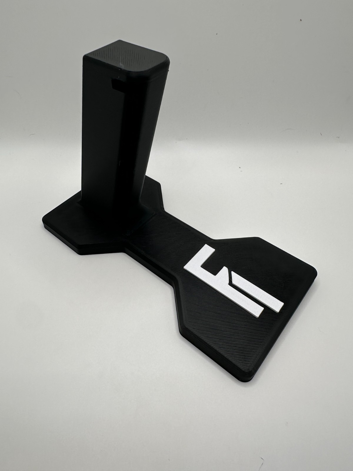 Double Stack 1911 / Display Stand – Precision Fit for Fowler Industries Pistols