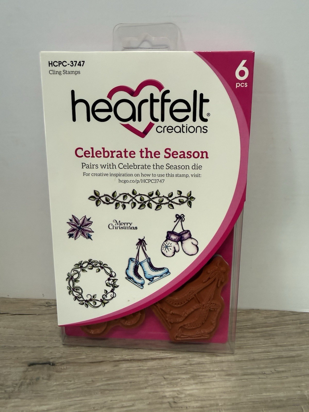 Heartfelt Creations  “Celebrate The Season” Free Die Cuts HCPC-3747 NEW