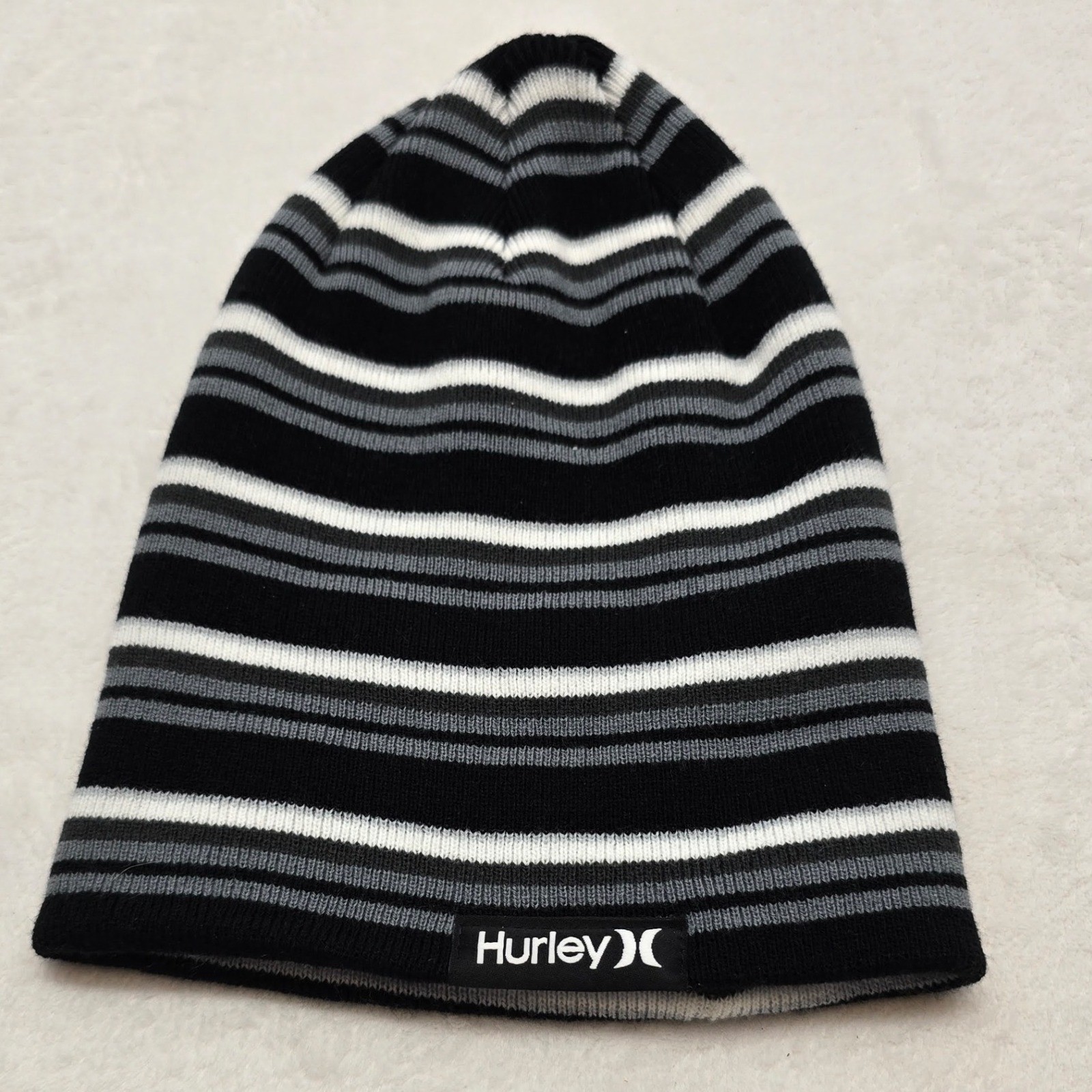 Hurley Striped Beanie Y2K Streetwear Black Gray Youth Hat
