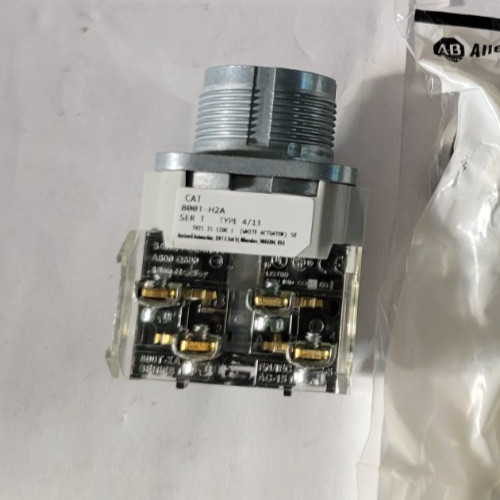 New in Box - Allen-Bradley 800T-H2A 2-Position Maintained Selector Switch 30mm