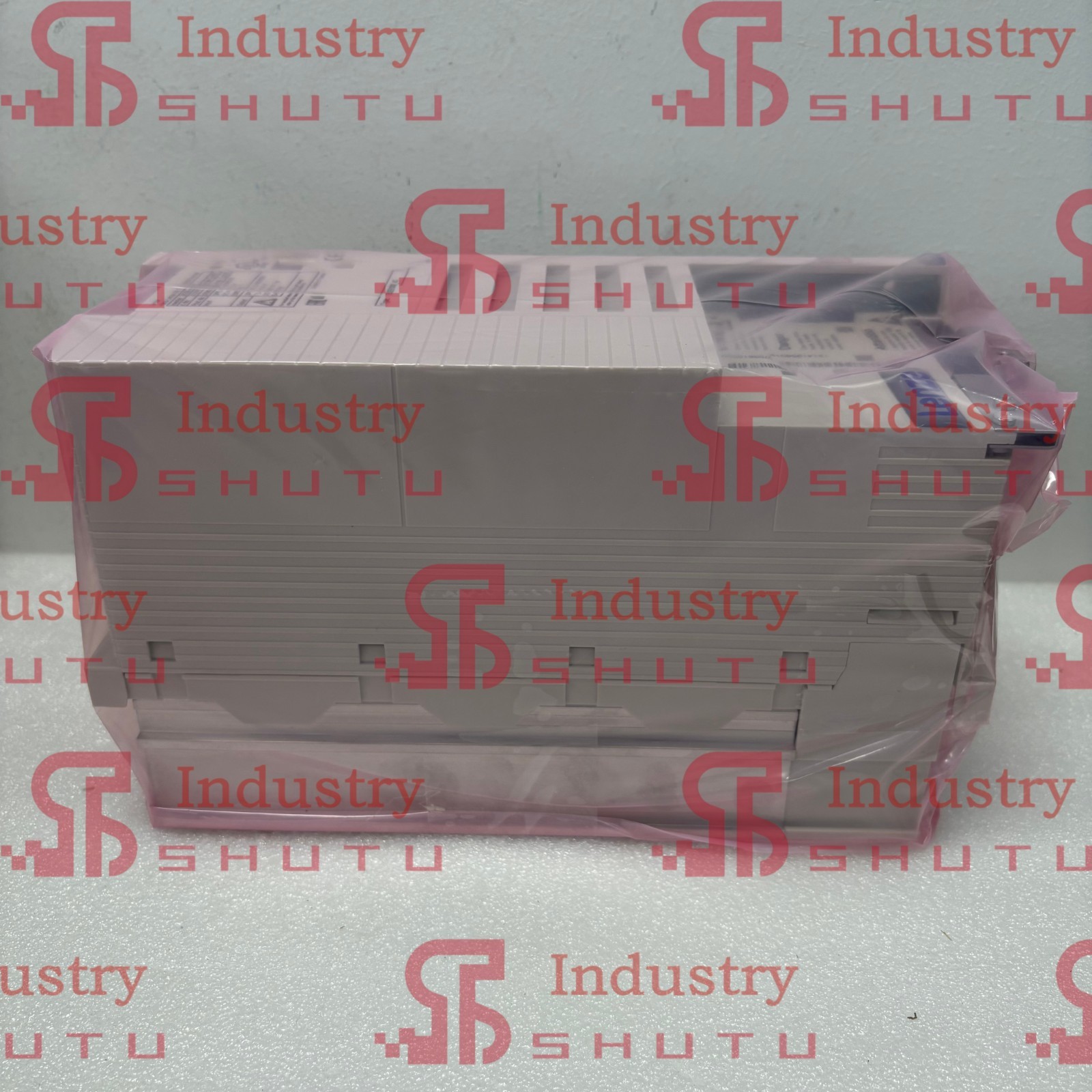 1pcs lenze E82EV302K4C E82EV302_4C Frequency changer Expedited Shipping