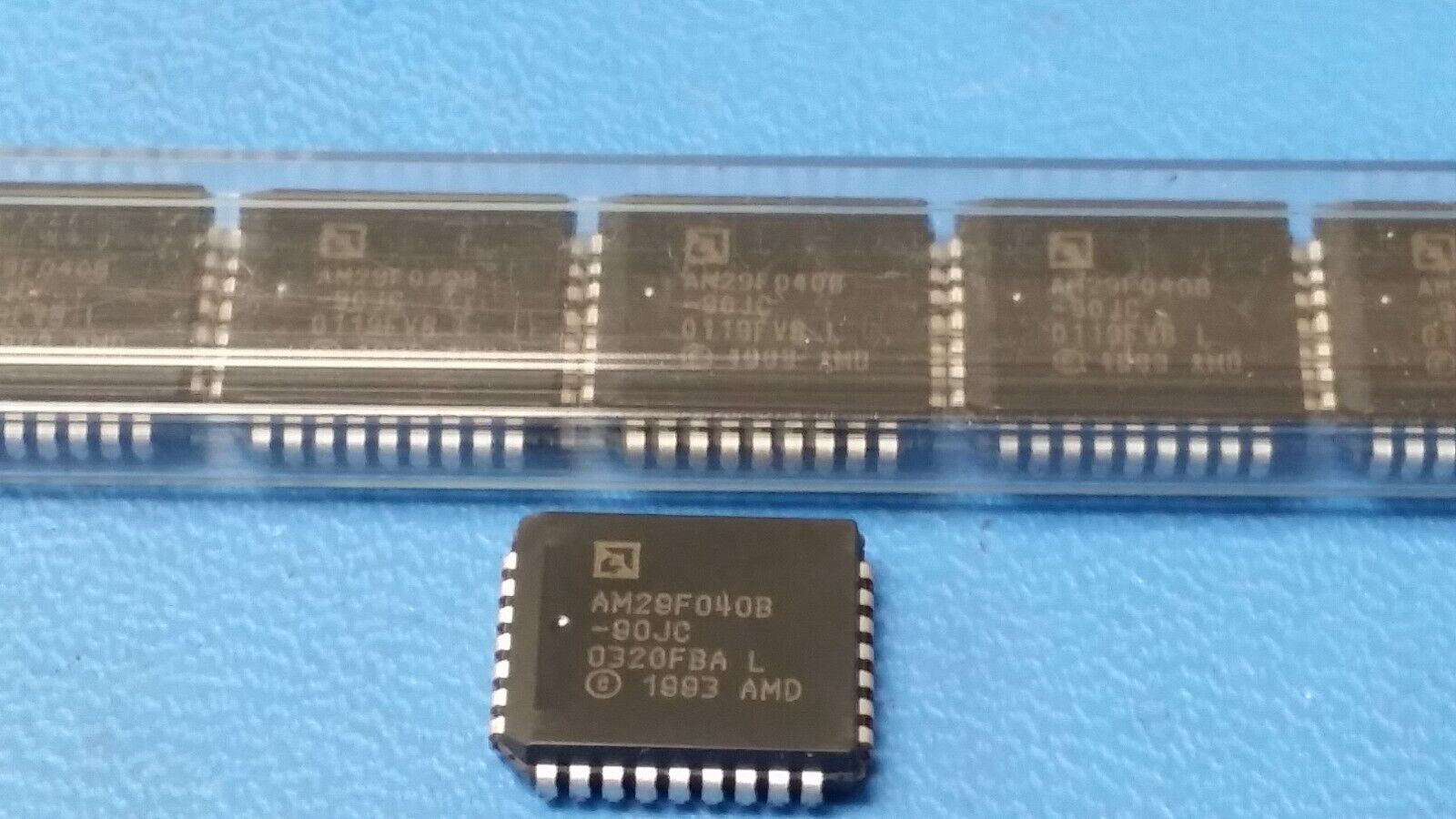 (5 PCS) AM29F040B-90JC AMD Flash, 512KX8, 90ns, PLCC32