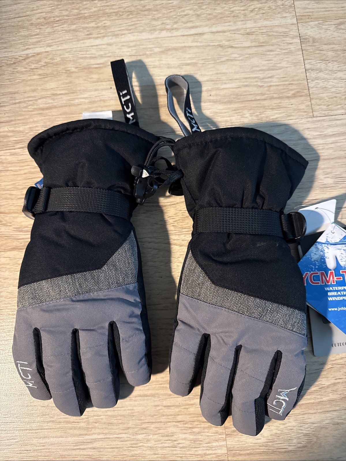 MCTI Men Outdoor Gloves Size S