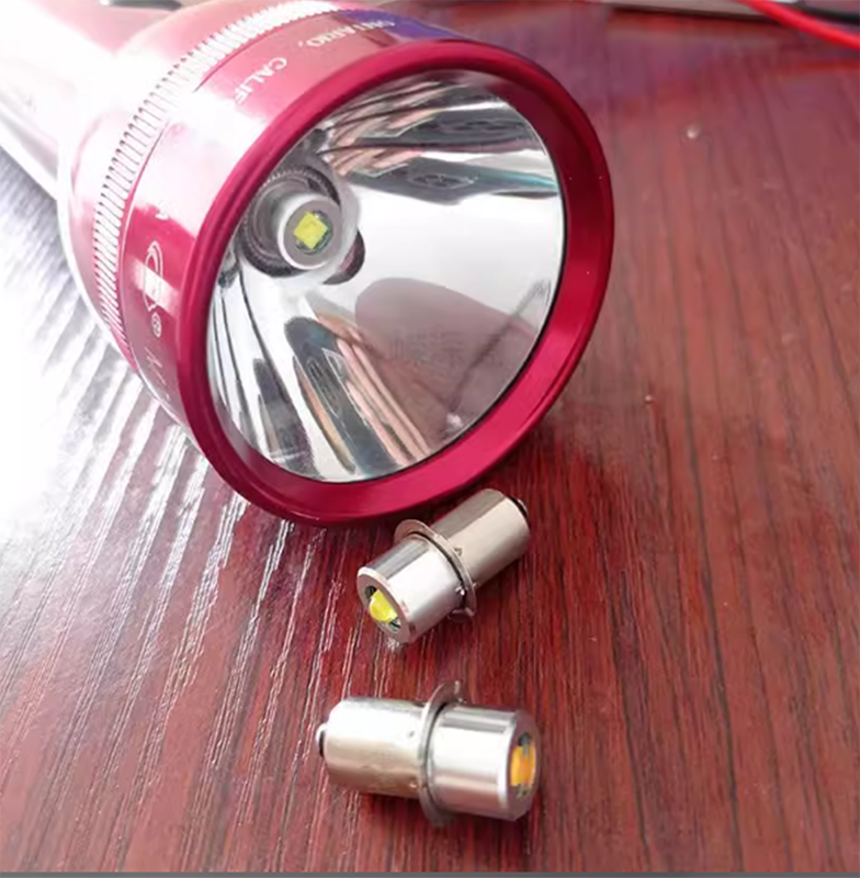 2x 18v VOLT Flashlight Replace LED Bulbs For Makita ML700 ML902 ML140 DML-185