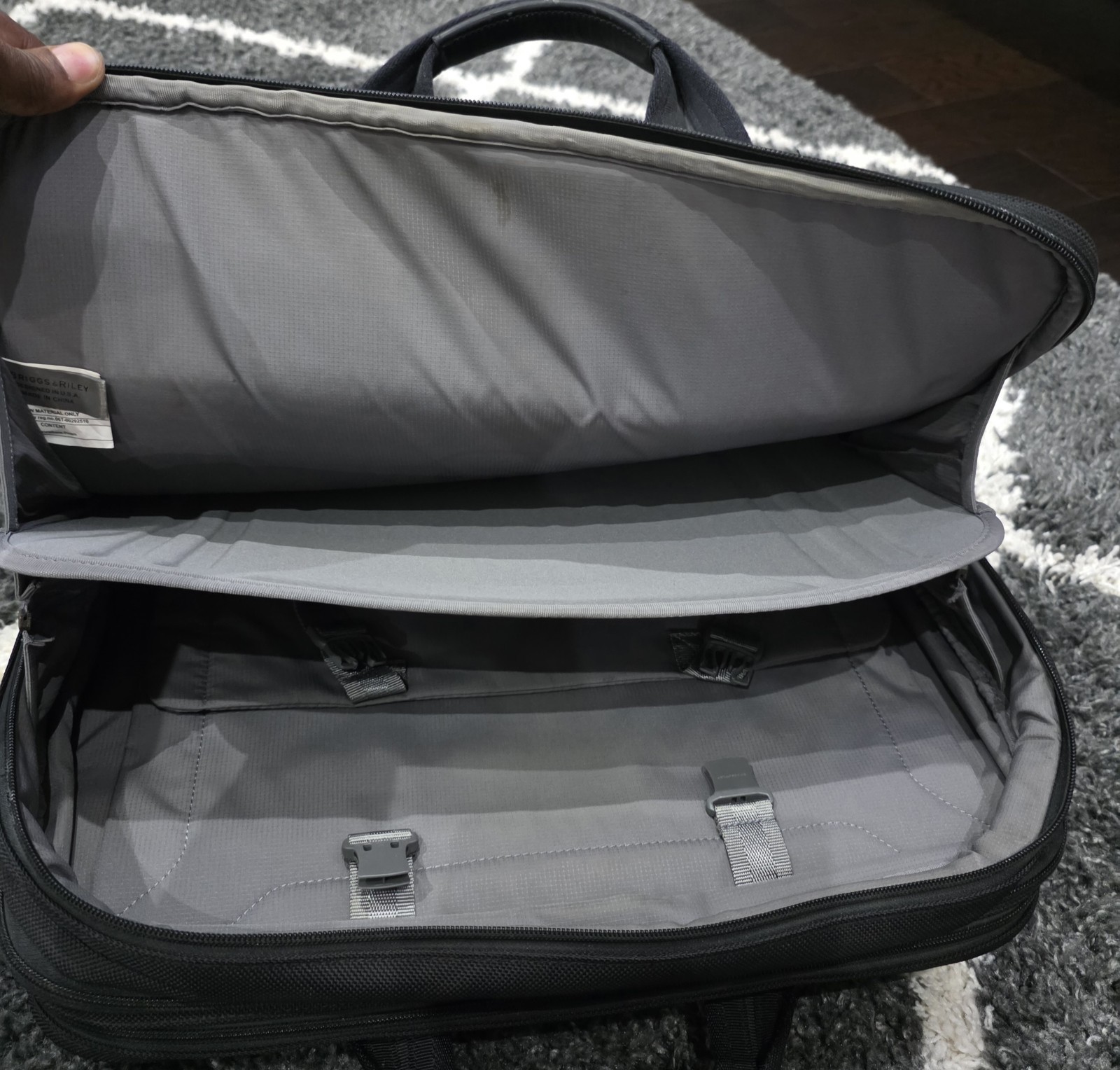 Briggs & Riley Medium Expandable Briefcase Work Laptop Messenger Bag KB207X-4