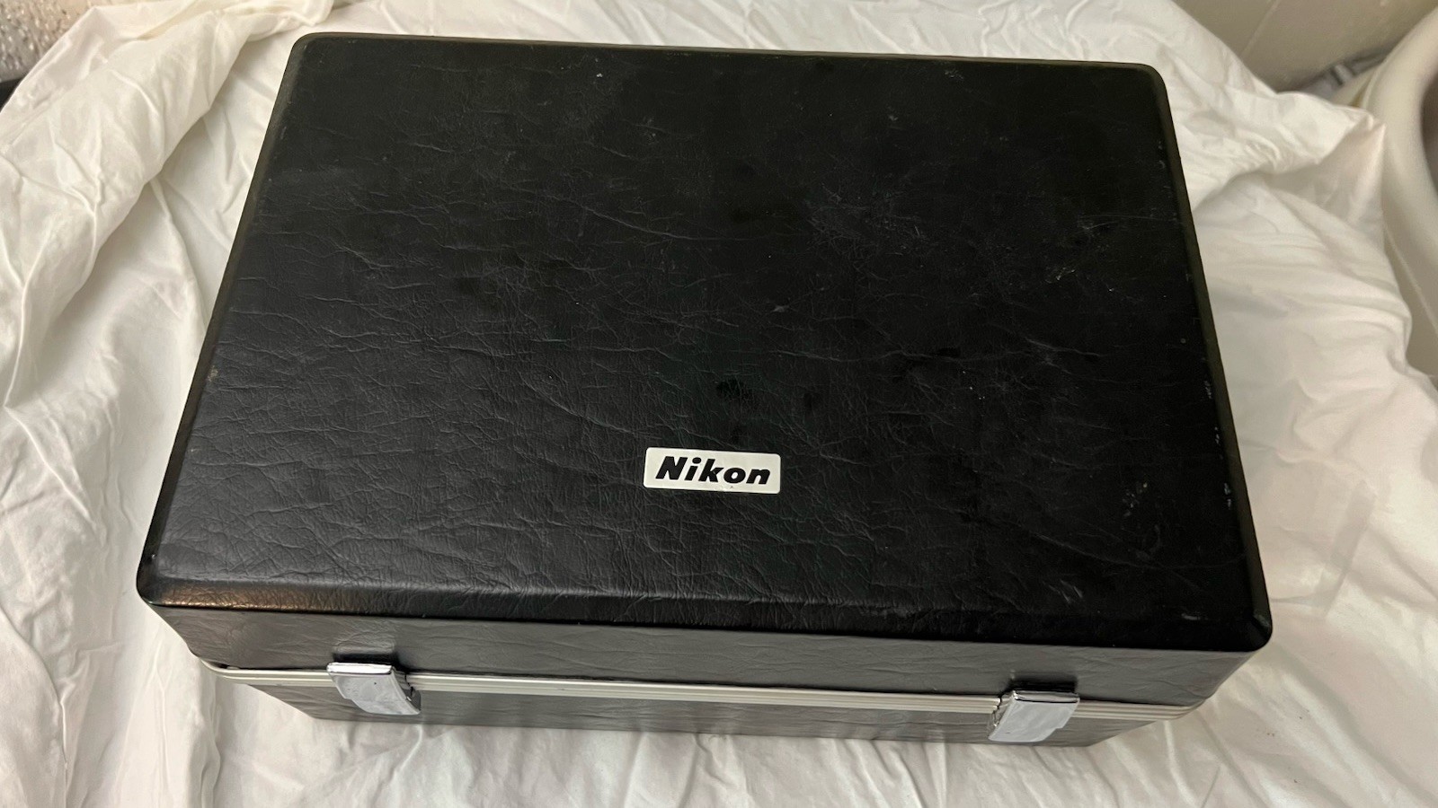 Nikon EFM 43611 Microscope Adapter for 35mm Cameras- Incomplete Untested