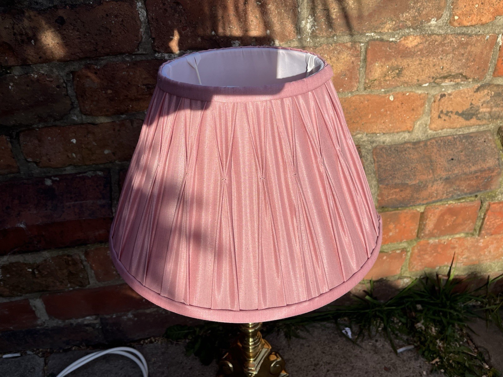 Lovely Solid Brass Bobbin Style Column Table Lamp With Pink Pleated Shade