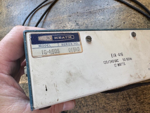 Vintage Heathkit IG-4505 Oscilloscope Calibrator, Powers On