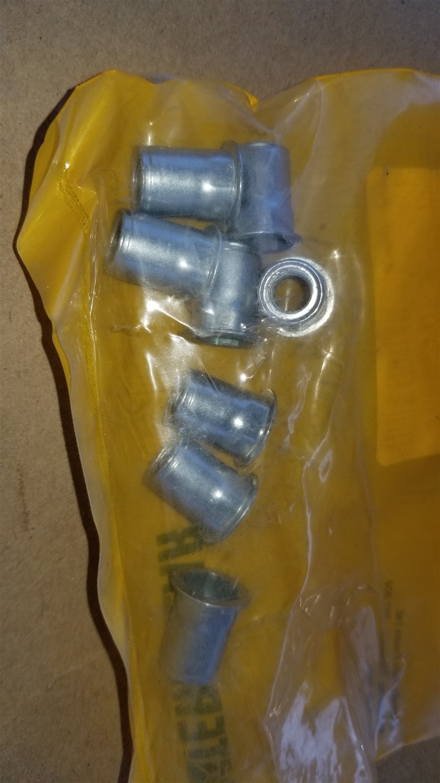CAT 1950937 Qty. of 8 THD Hex Insert