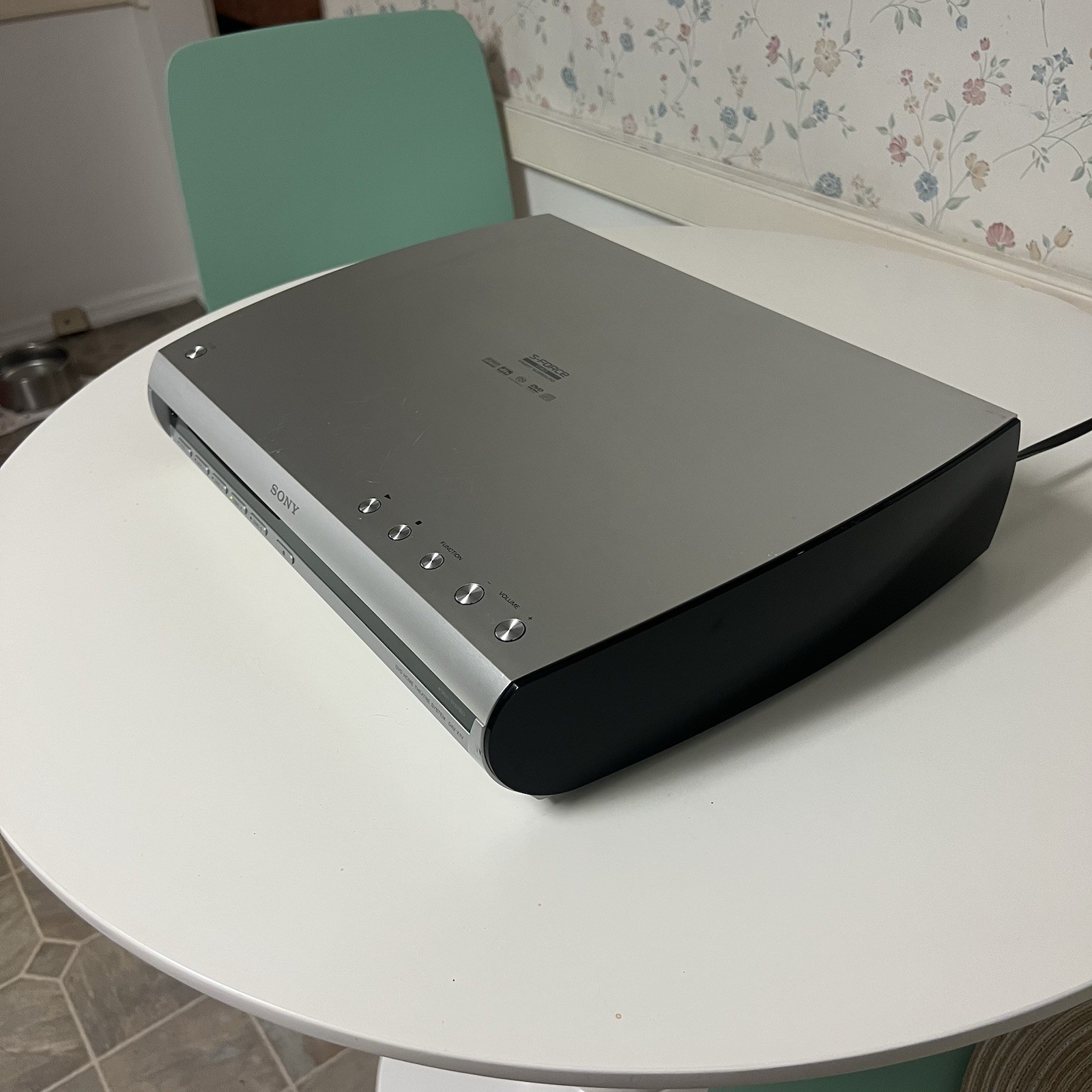 Sony S Force Pro DVD SACD Changer - DAV-X1 Model HCD-X1V