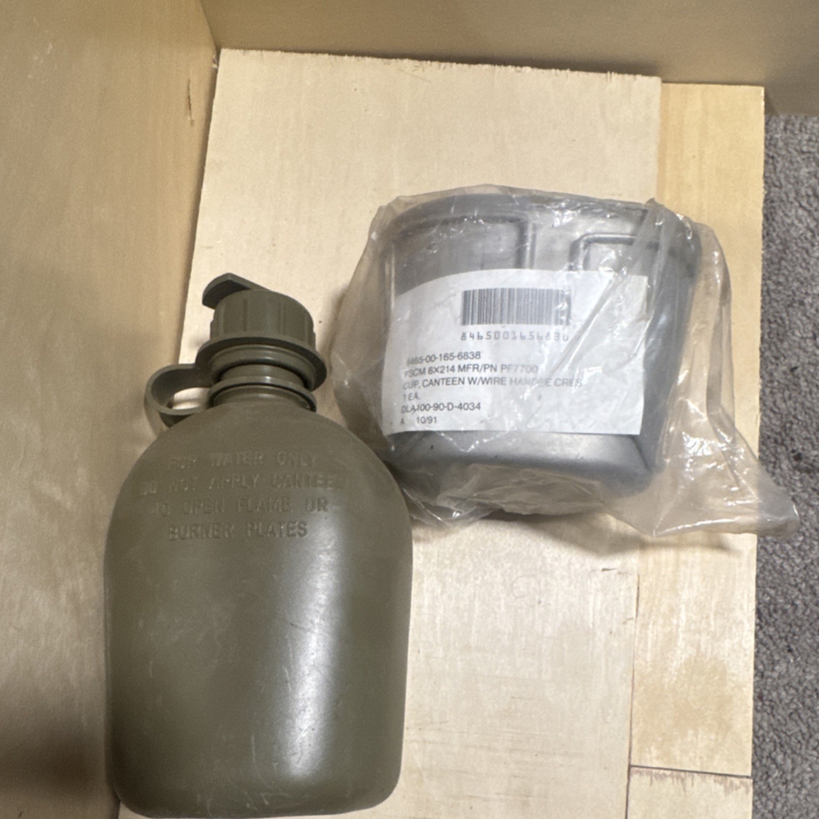 Military Surplus Olive Drab Plastic Canteen with NSN Marked Metal Cup