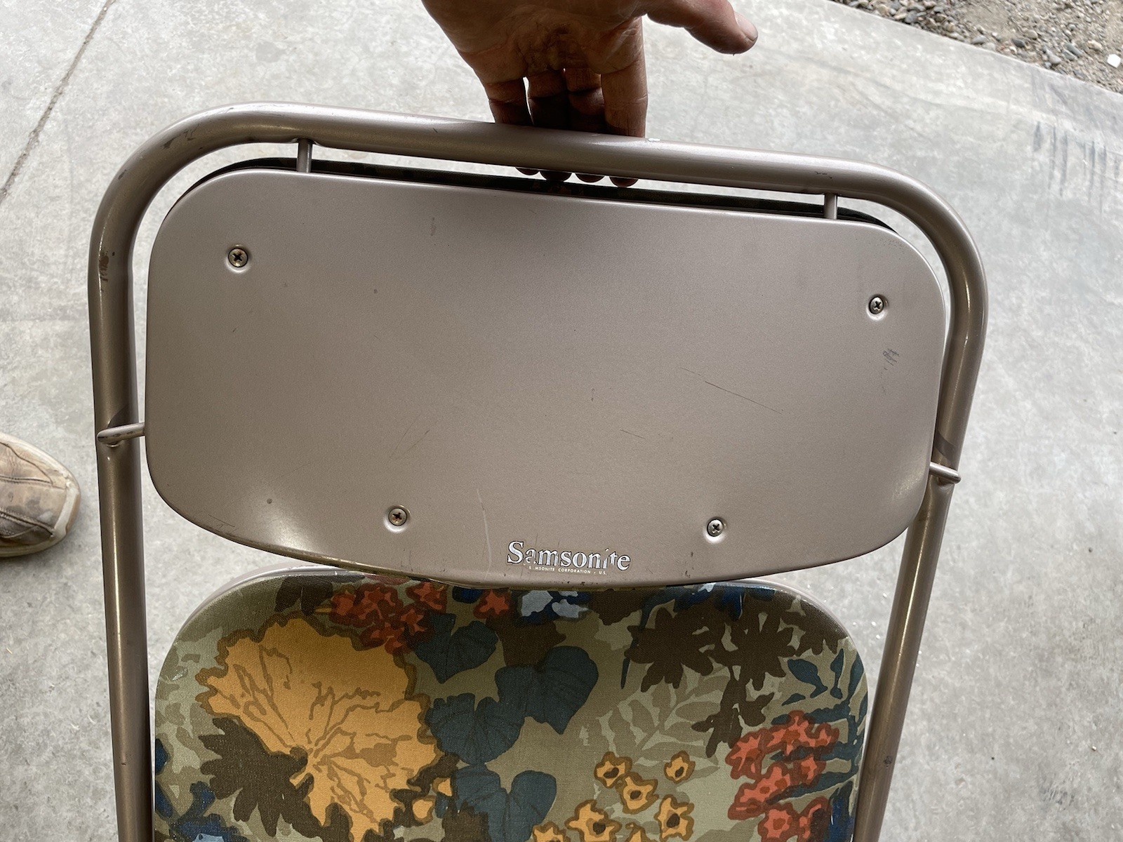 Samsonite 4 Folding Chair Set Padded Green Floral 1960s MCM Flower Power 1674
