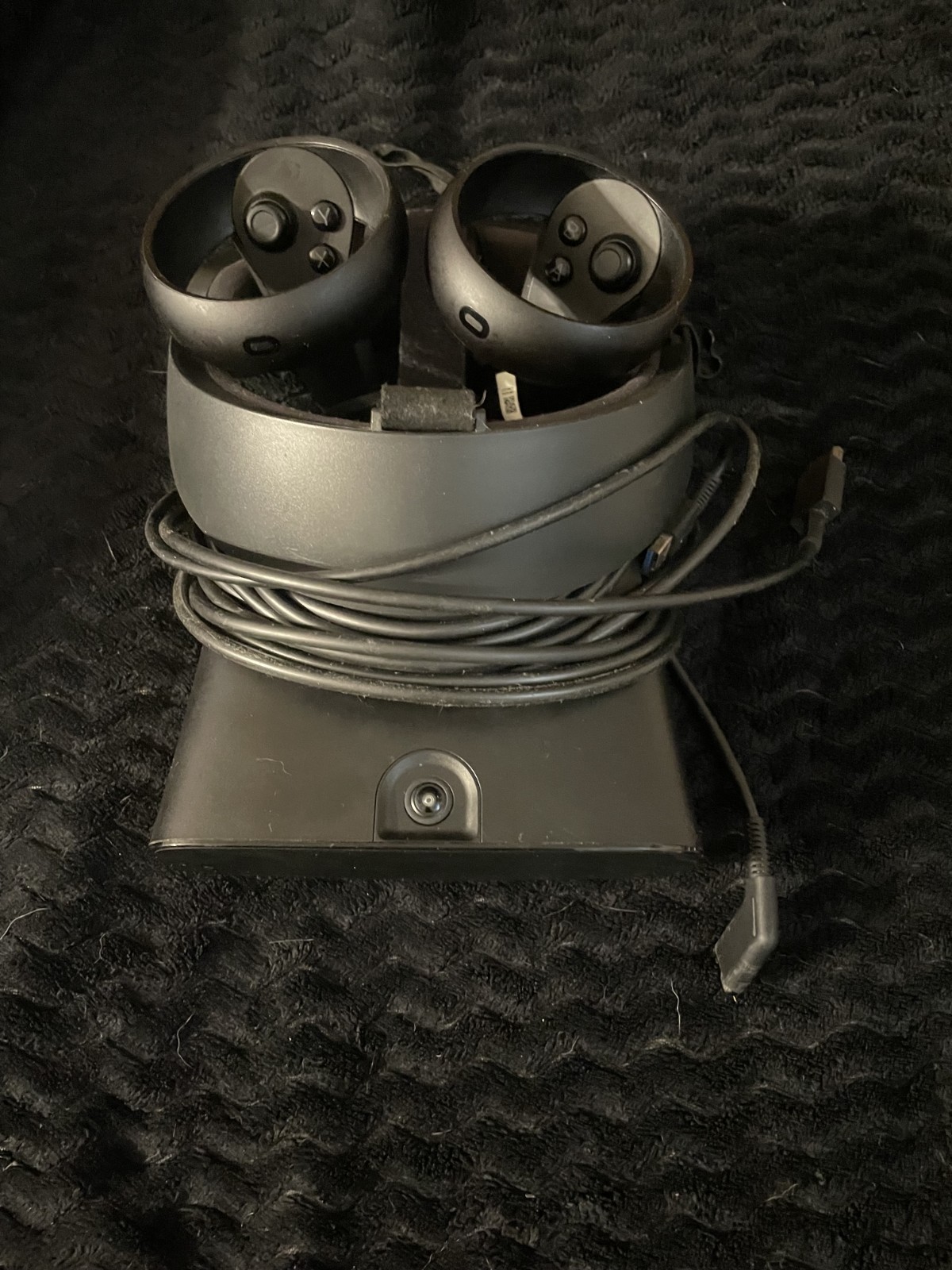 Oculus Rift S PC VR Headset w/ Touch Controllers, 80Hz, DisplayPort USB 3.0