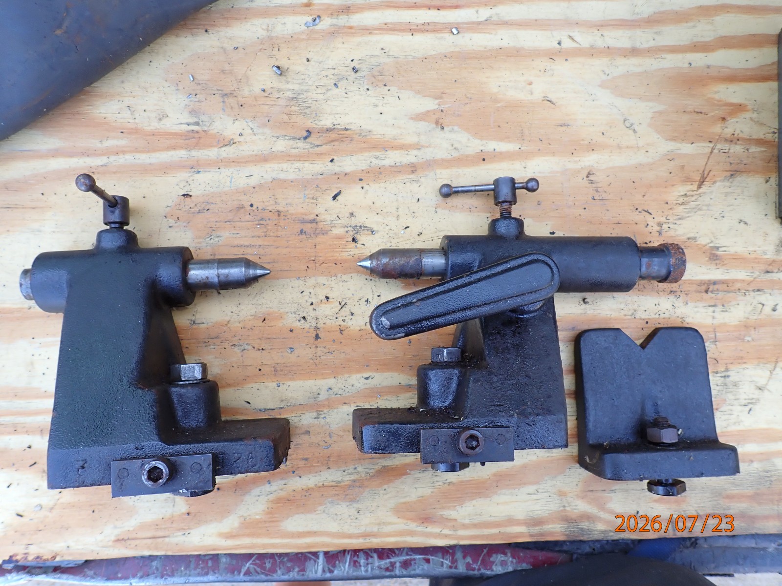 OLDER K. O. LEE TAILSTOCKS FOR GRINDING GRINDER FIXTURE