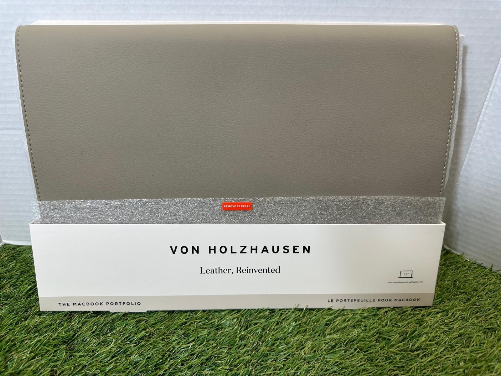 New Von Holzhausen MacBook Portfolio 13 in Vegan Leather Cover Stone Gray