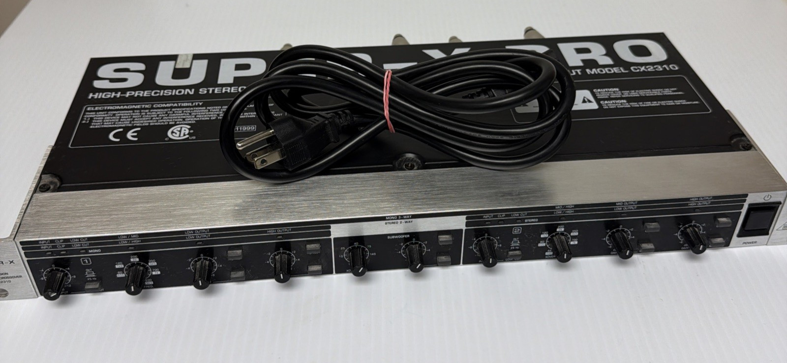 BEHRINGER Super-X Pro 2-Way 3-Way Crossover With Subwoofer CX2310