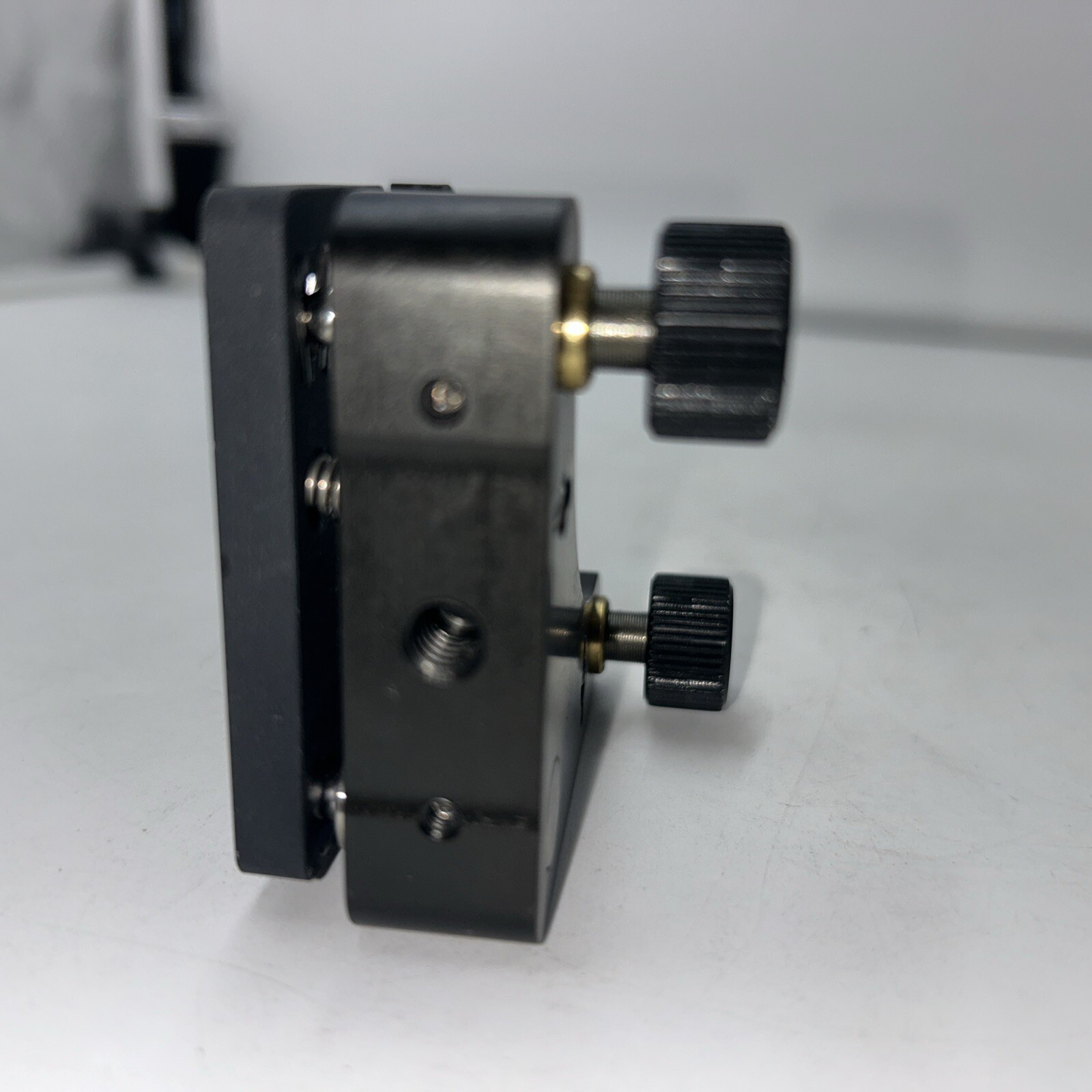 CVI Laser Optical Mount 164-10R qty2 NEW