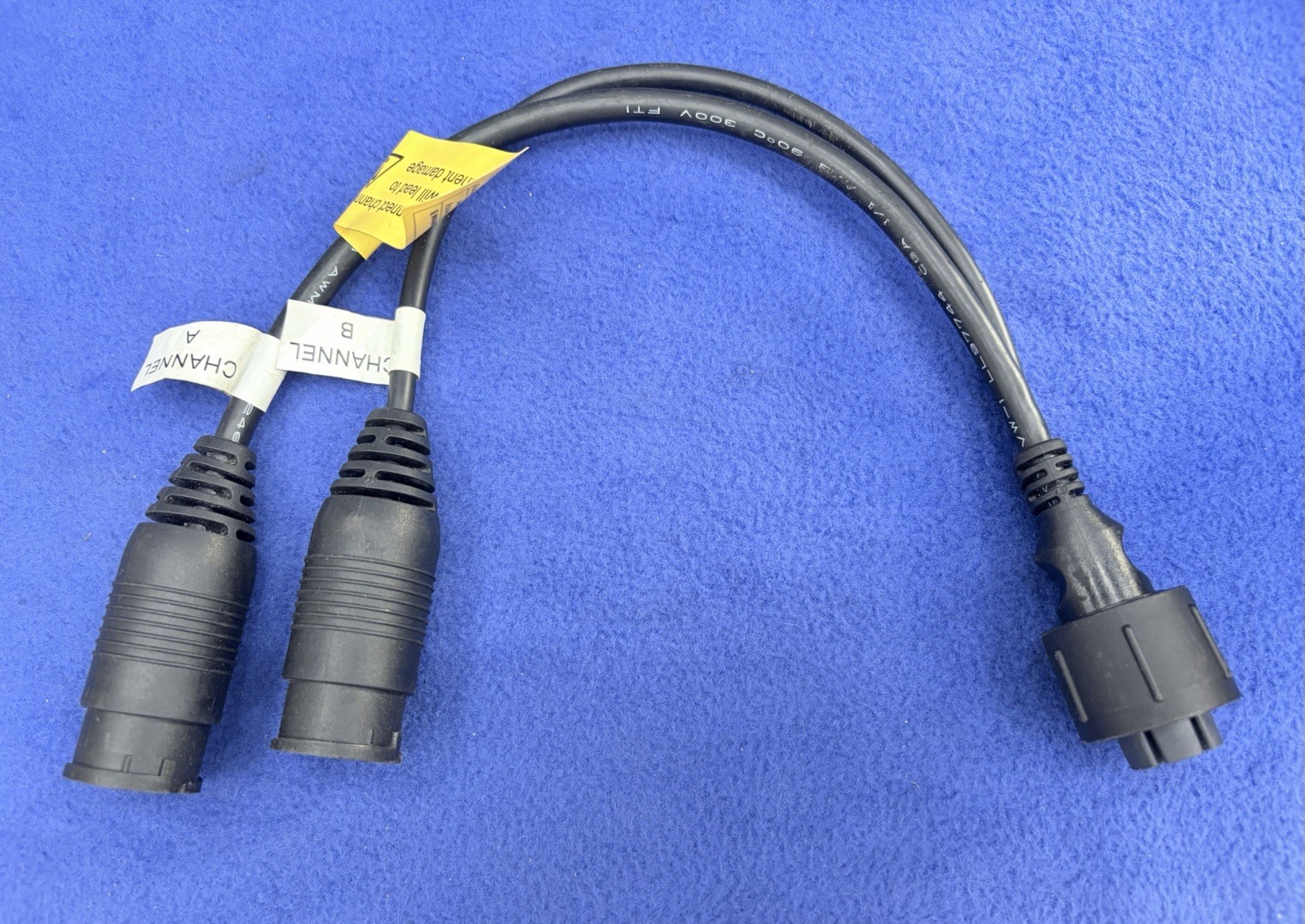 Raymarine Dual CHIRP Transducer Splitter Y Cable For CP470 & CP570 A102146