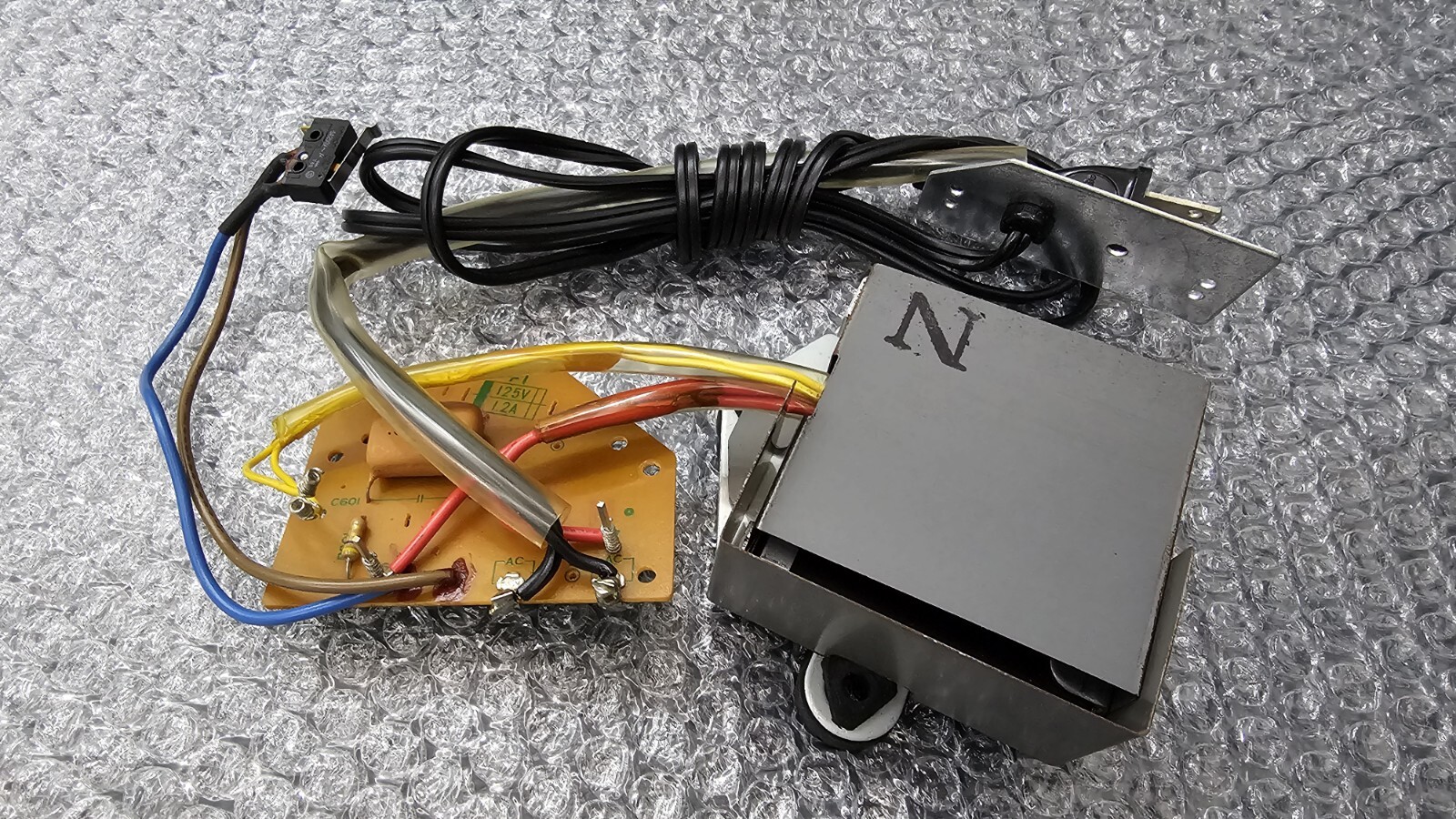 Technics sl1200, sl1210. Power Transformer