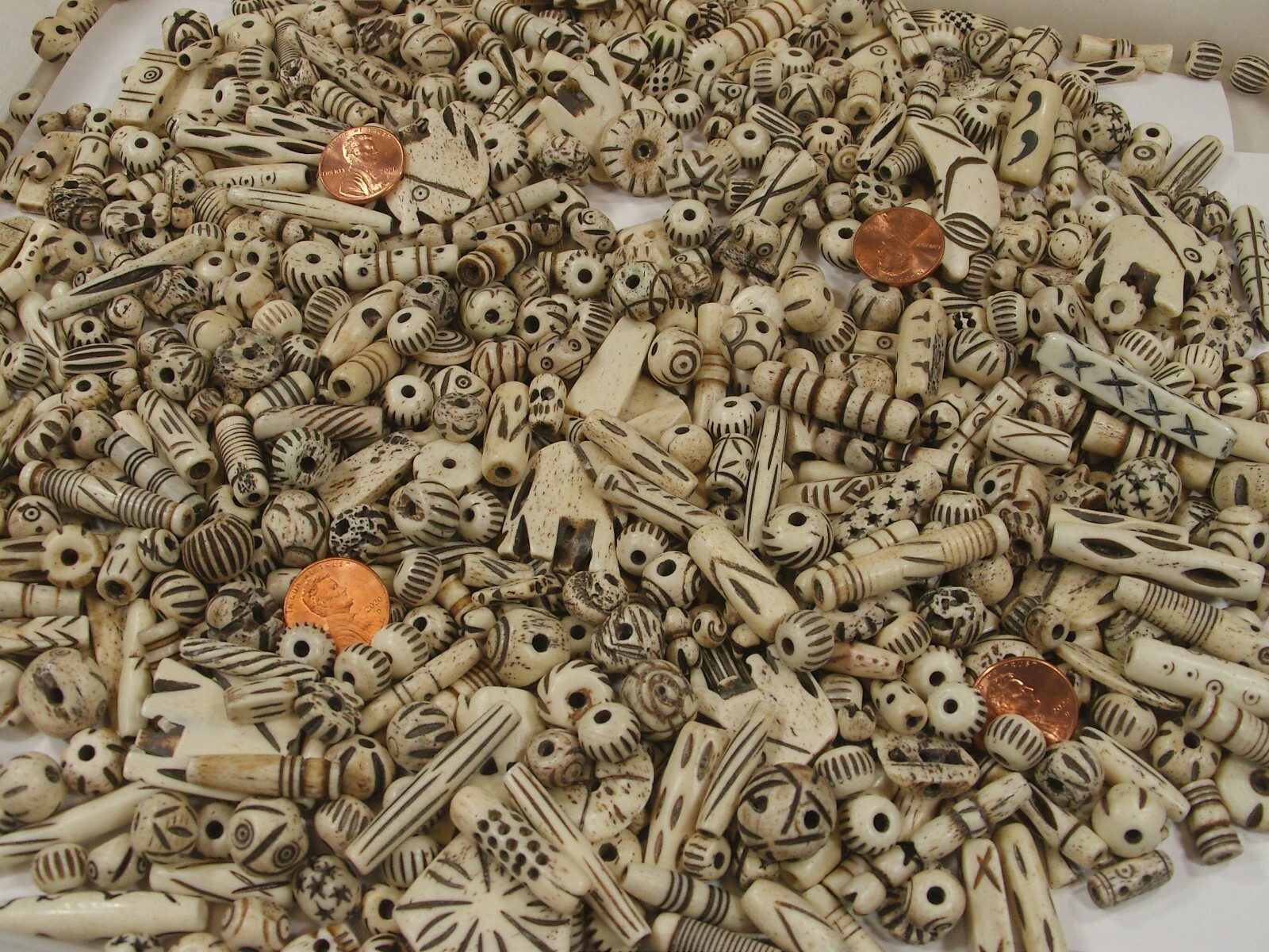 4 Pounds Assorted Water Buffalo Bone Beads / Scrap Pieces / Left Overs Bulk (Z5)