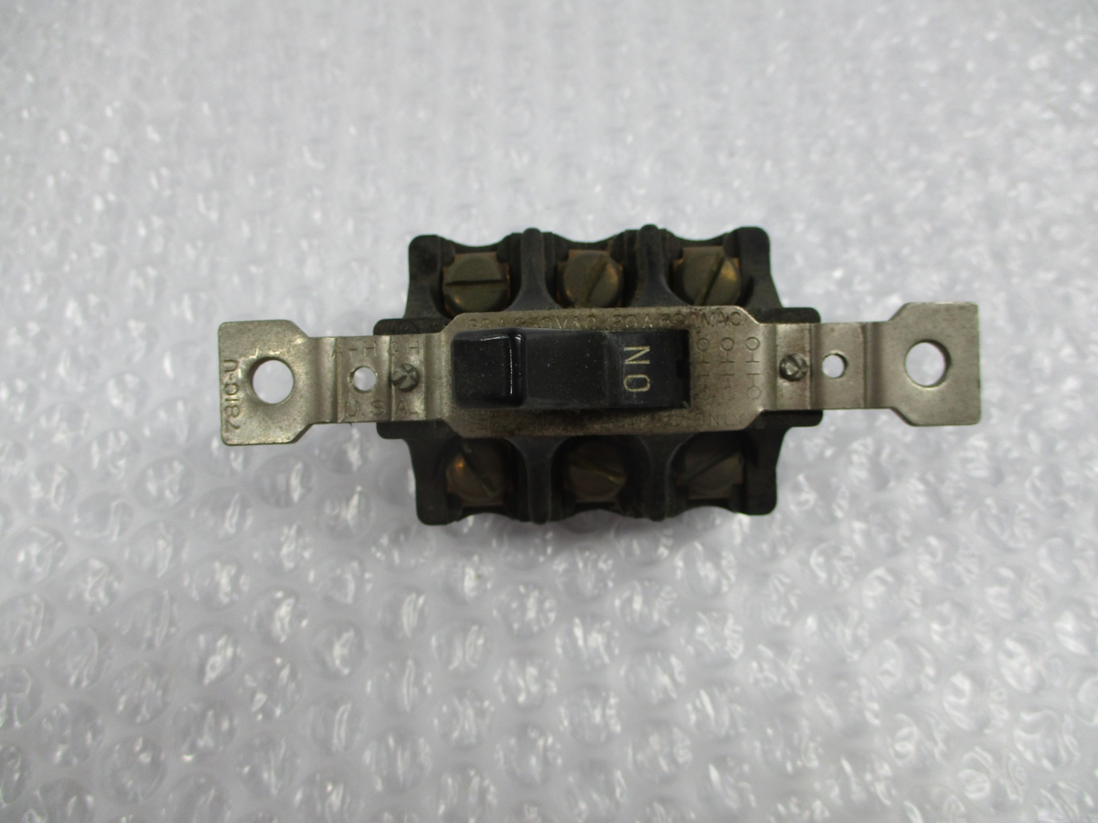INDUSTRIAL SPARE 7810U TOGGLE SWITCH NSNP
