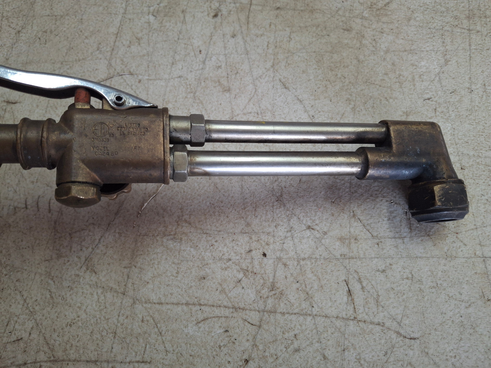 Victor CA2460 Cutting Torch 8TD 123 (NO KNOBS)