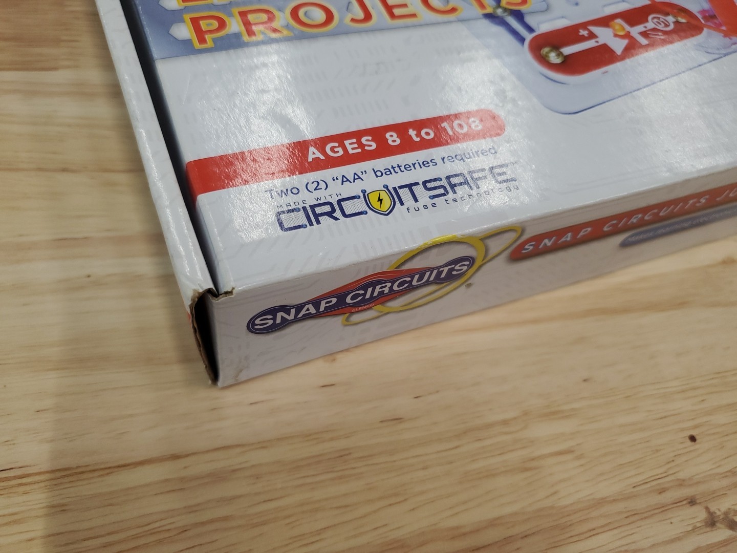 Snap Circuits Jr. SC-100 Electronics Exploration Kit, Over 100 Projects