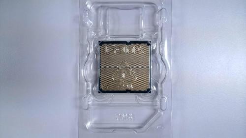 AMD Ryzen 9 7950X 16-Core, 32-Thread Unlocked Desktop Processor