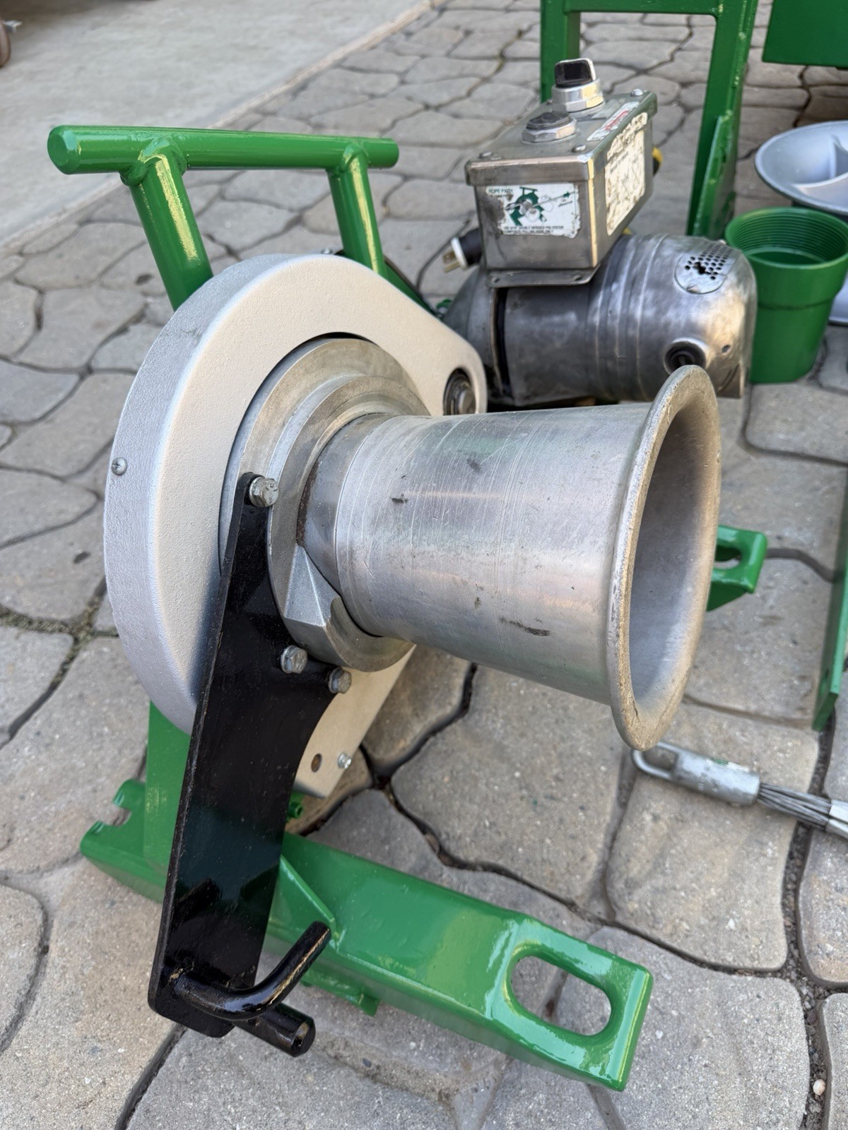 Greenlee 640 Wire Cable Puller 4000lbs