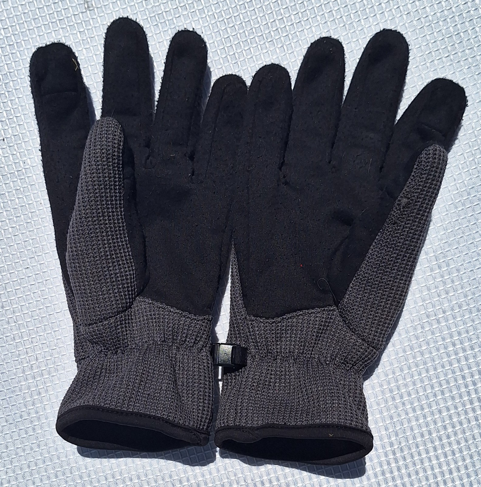Spyder Gray Black Core Conduct Gloves Mens Large