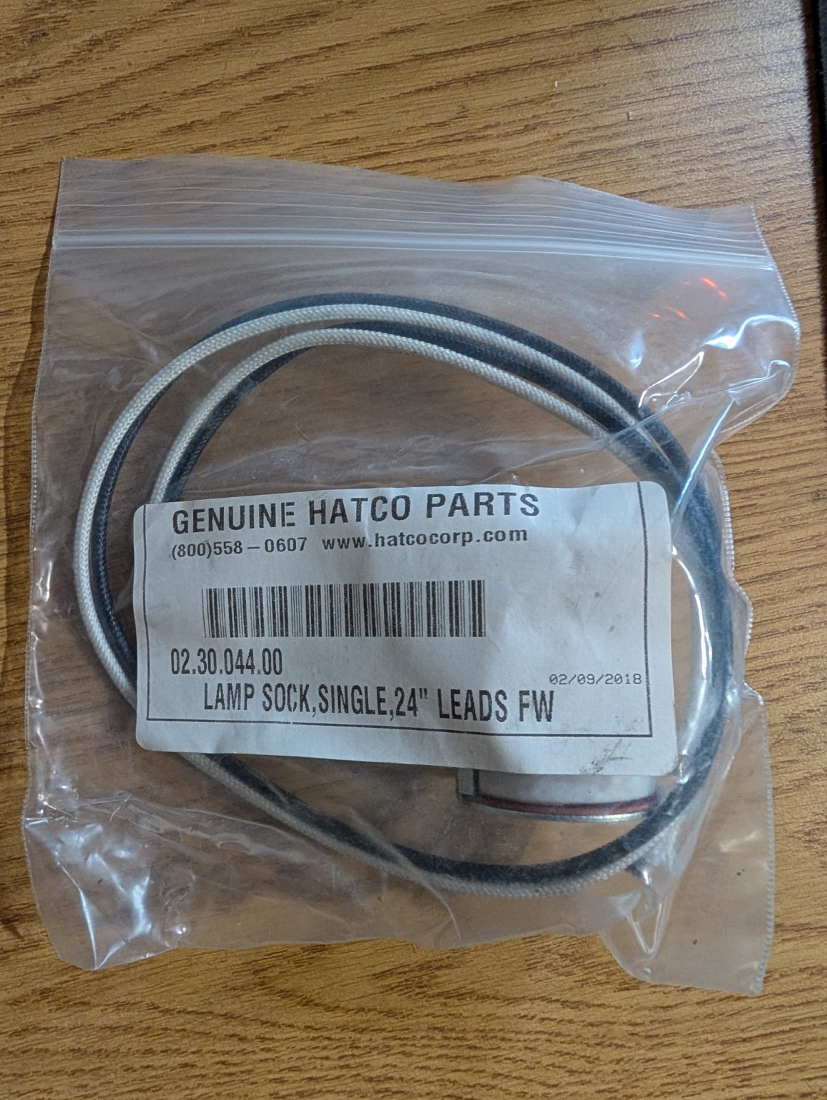 Hatco Lamp Hold, Single, 24” LDS, 200C  02.30.044.00- (LX4BB)