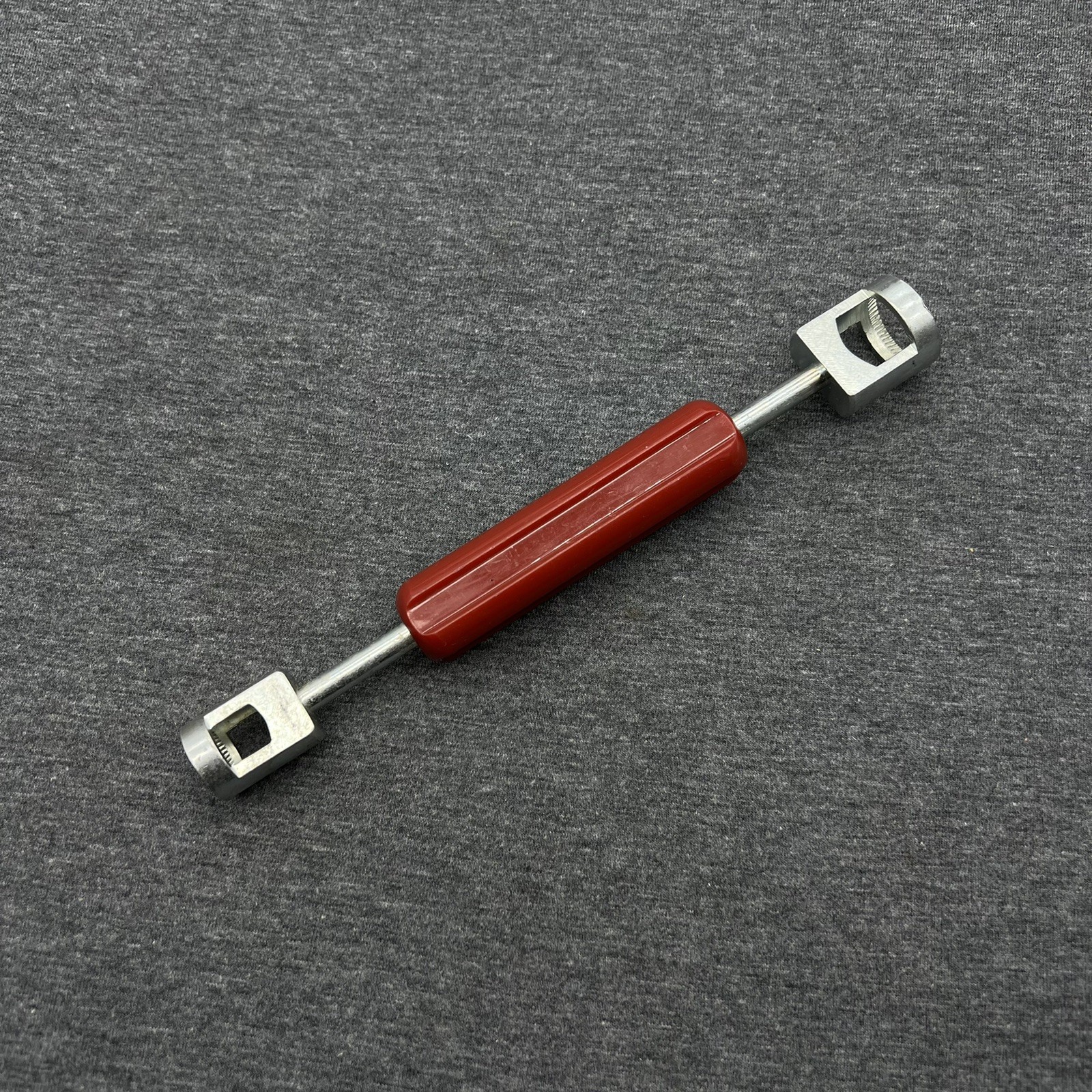 Matco Tools BC1314 - Double Ended Brake Hold Down Spring Removal/Installer Tool