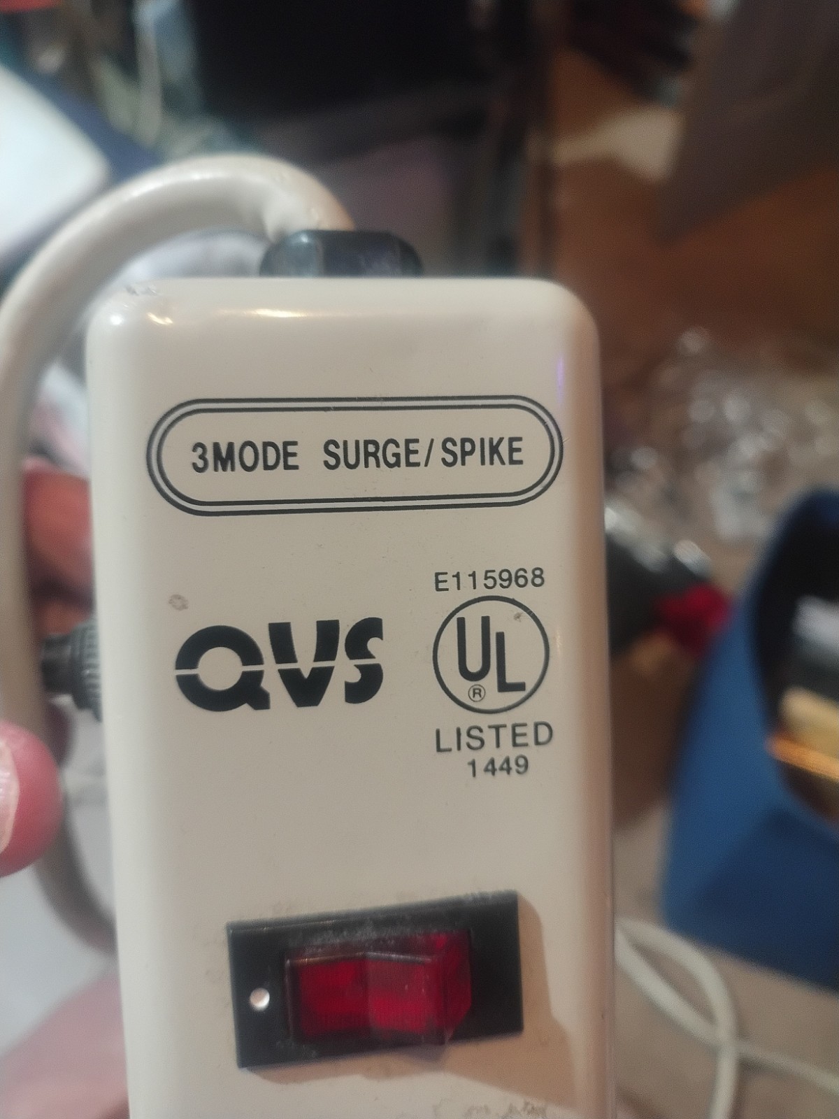 QVS Surge Protector 3 Mode 6 Grounded Outlets & 14 ft Cord