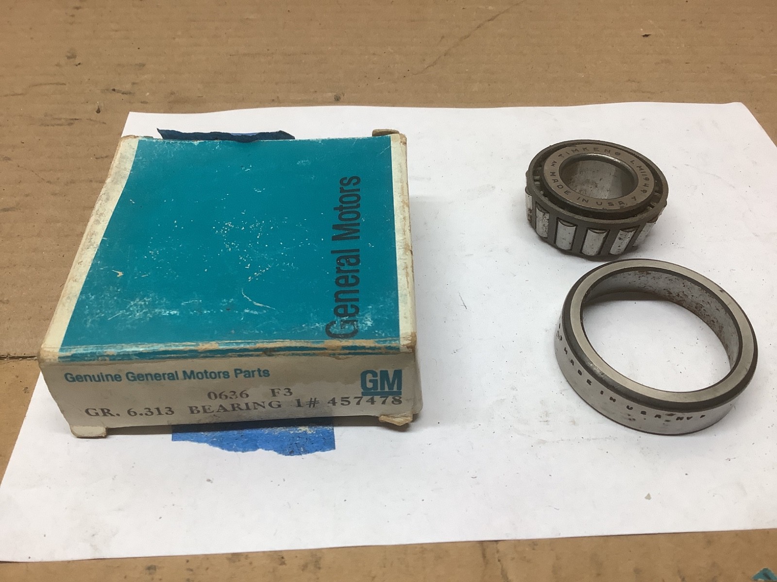 NOS GM 457478 Front Outer wheel hub bearing  inner & Outer nos