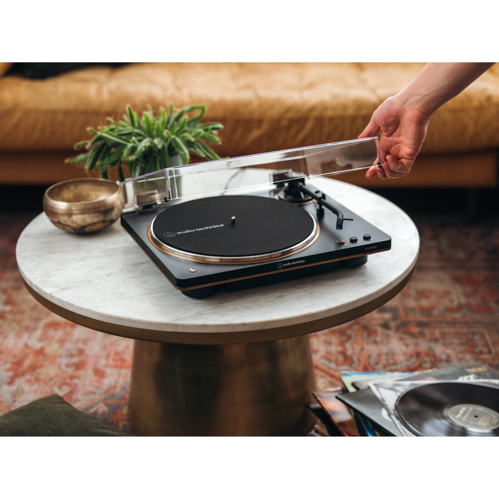 Audio-Technica Fully Automatic Belt-Drive Turntable (Black/Bronze)
