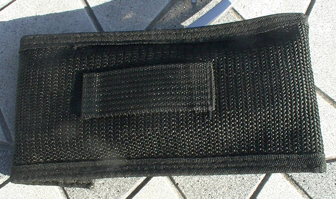 Endeavor Pocket Mulit-Tool With Gator Grip Universal Socket