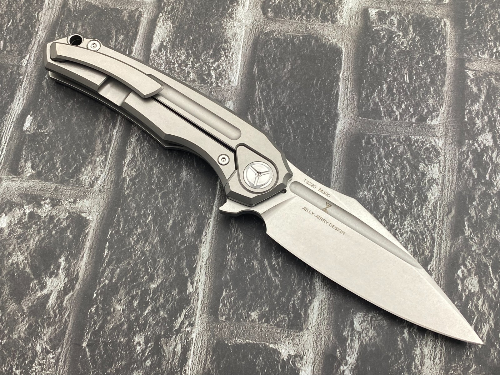 Twosun TS220-M390-SW Folding Knife M390 Titanium Handle Fast Open Pocket Knife